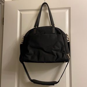 Lo & Sons O.G. 2 tote, Medium size, in excellent condition!